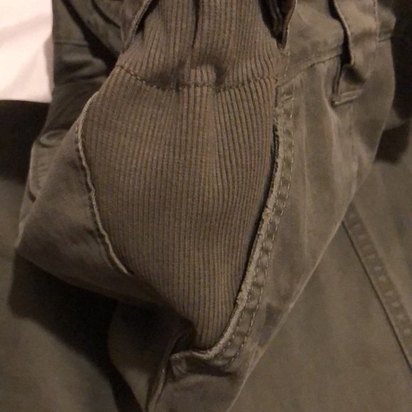 Y2K Old navy real waist maternity cargo pants size 6 - Picture 3 of 10